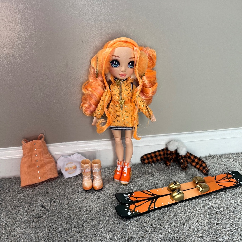 Rainbow High Doll-Poppy